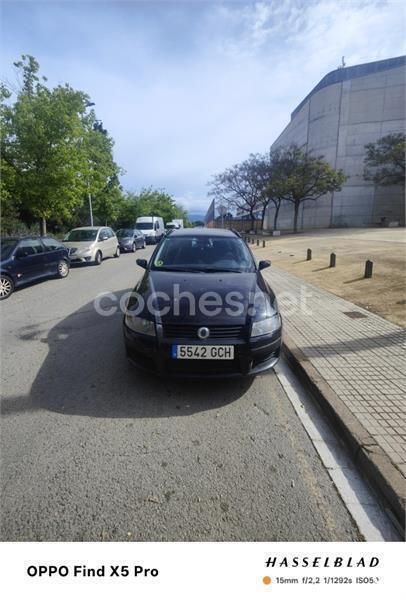 Negro Usado 2007 Fiat Stilo Wagon Familiar | 1500 € (Precio justo) - Imagen 1/4