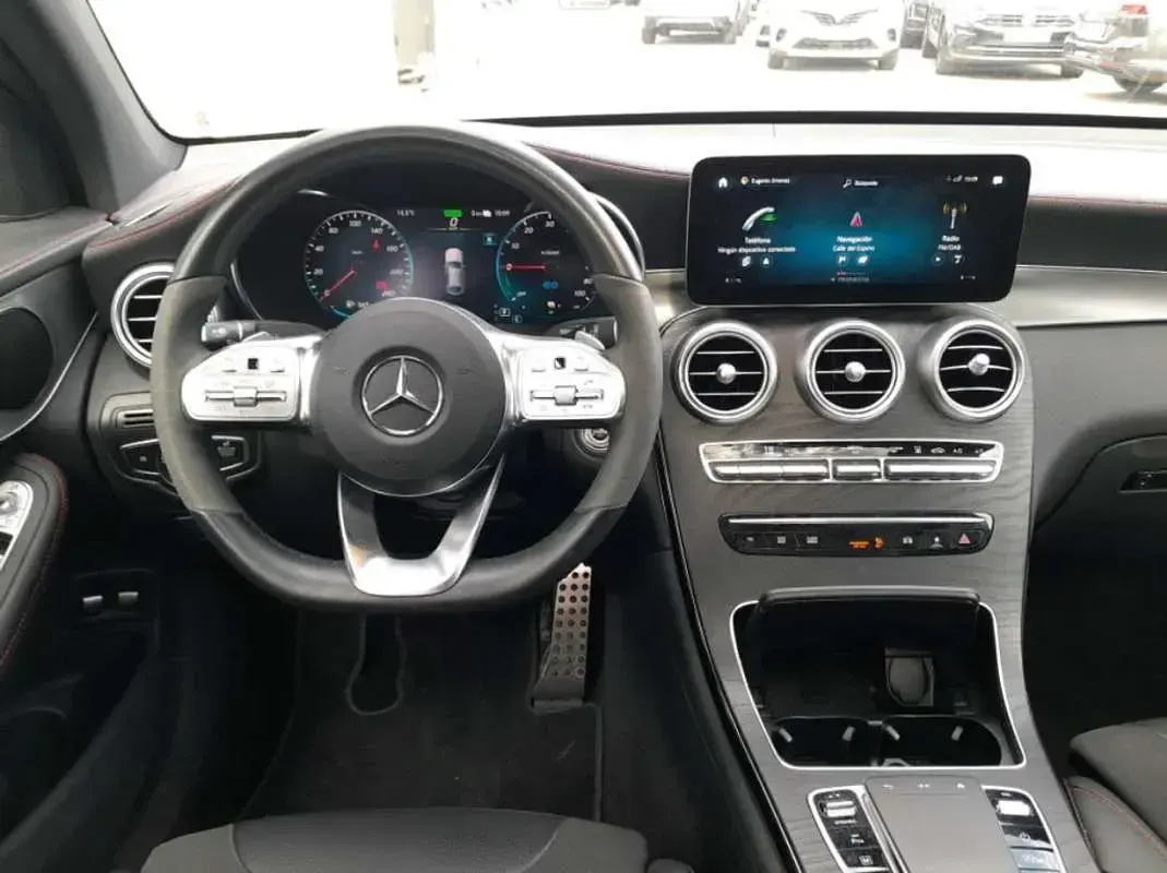 Usado Mercedes GLC300e 313 CV (230 kW) 2023 Azul SUV