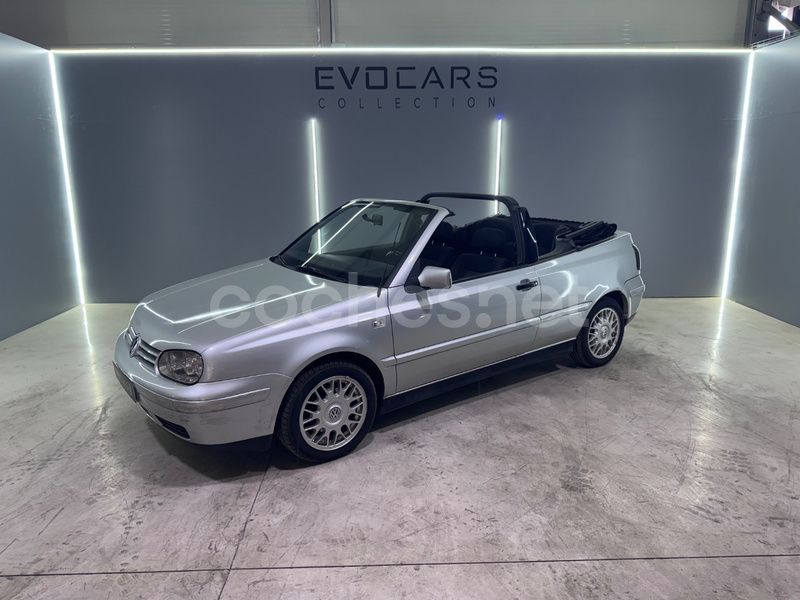 Gris / plata Usado 2000 VW Golf Cabriolet Highline Descapotable | 3990 € - Imagen 1/4