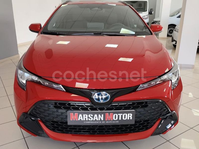 Rojo Nuevo 2025 Toyota Corolla Active Familiar | 26.900 € (Precio justo) - Imagen 1/4
