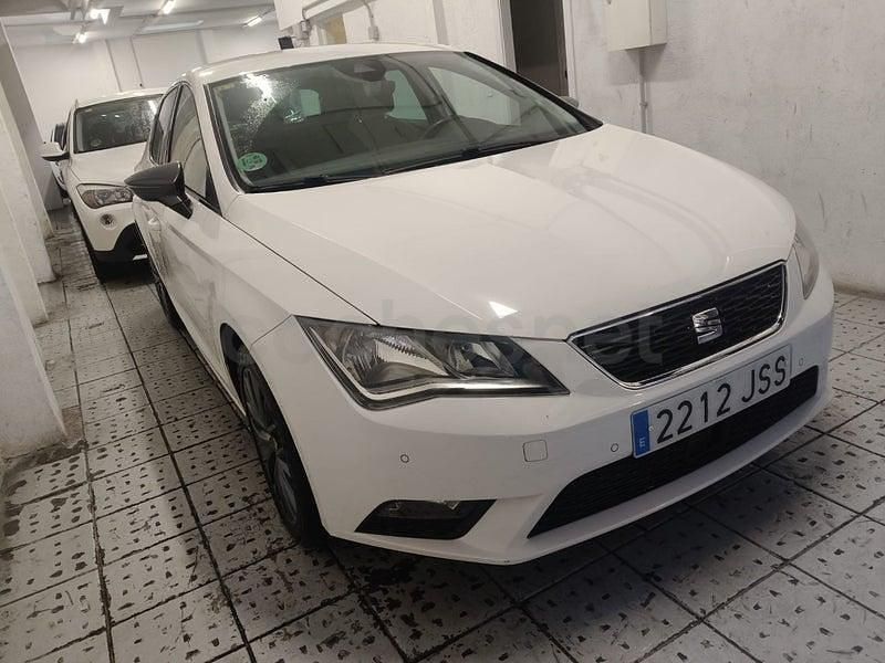 Usado Seat Leon CONNECT 110 CV (80 kW) 2015 Blanco Berlina