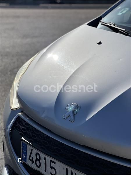 Usado Peugeot 208 Access 68 CV (50 kW) 2014 Gris / plata Utilitario