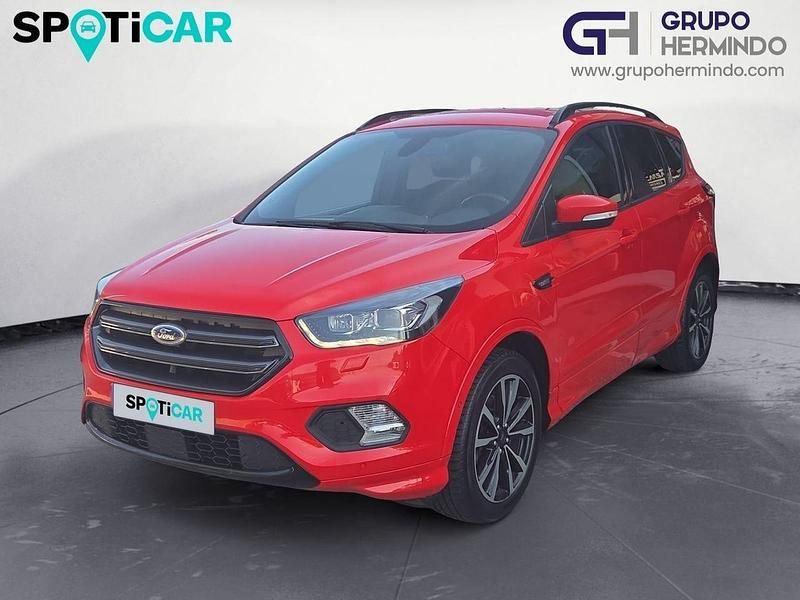 Usado Ford Kuga ST-Line 120 CV (88 kW) 2018 Rojo SUV