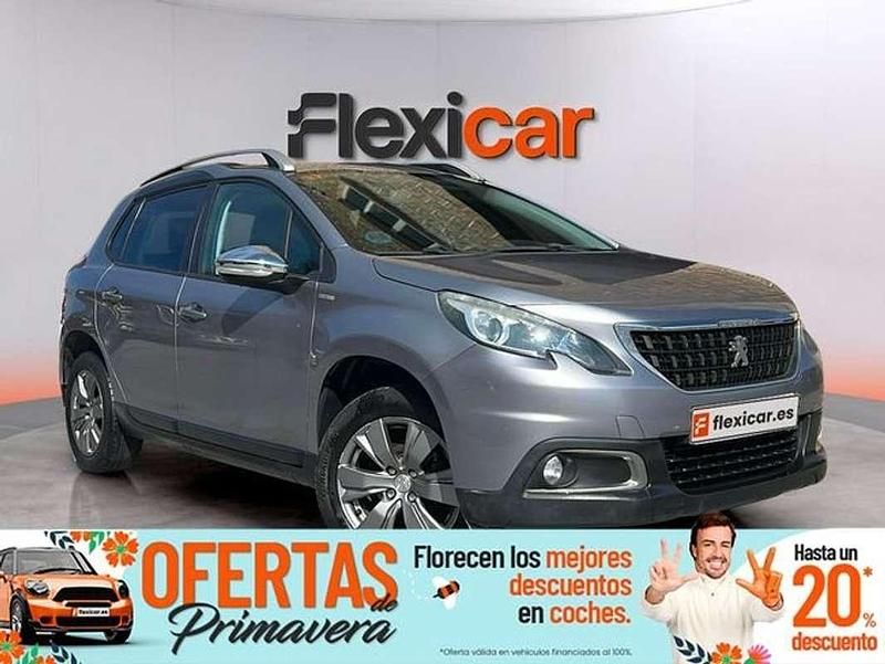 Usado Peugeot 2008 Active 101 CV (74 kW) 2019 Gris SUV