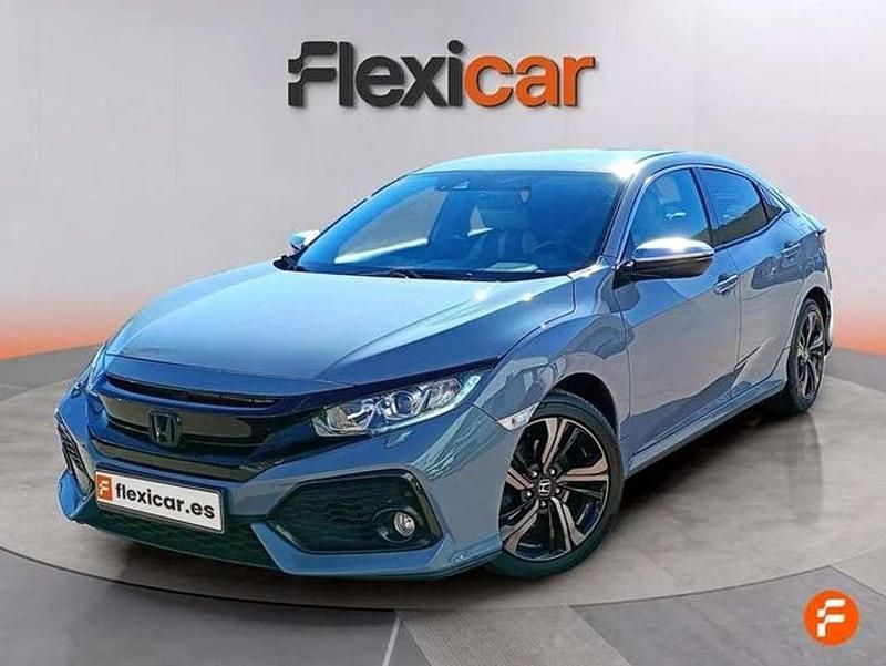 Begagnad Honda Civic Elegance 120 HK (88 kW) 2019 Grå Halvkombi
