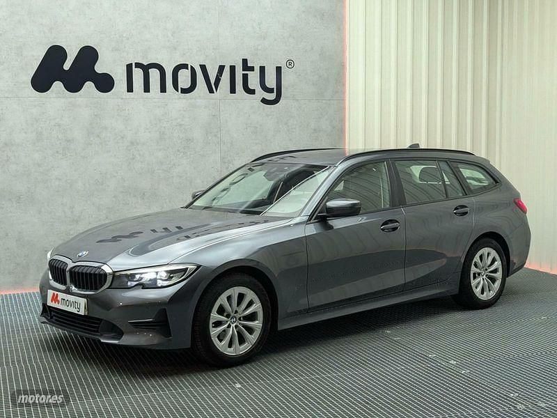 Gris / plata Usado 2020 BMW 318 Comfort Edition Familiar | 21.890 € (Un poco caro) - Imagen 1/4