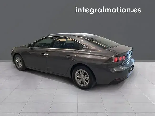 Usado Peugeot 508 Business-Line 130 CV (95 kW) 2021 Gris