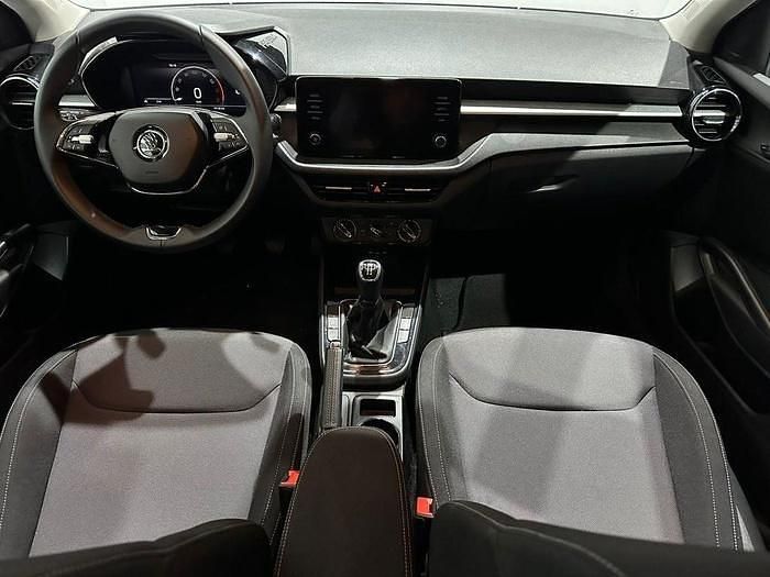 Usado Skoda Fabia Ambition 95 CV (69 kW) 2024 Blanco Utilitario