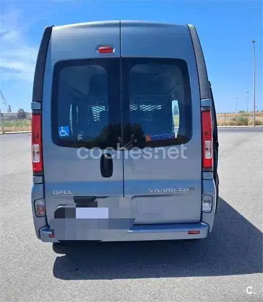 Usado Opel Vivaro 125 CV (91 kW) 2018 Gris / plata Monovolumen