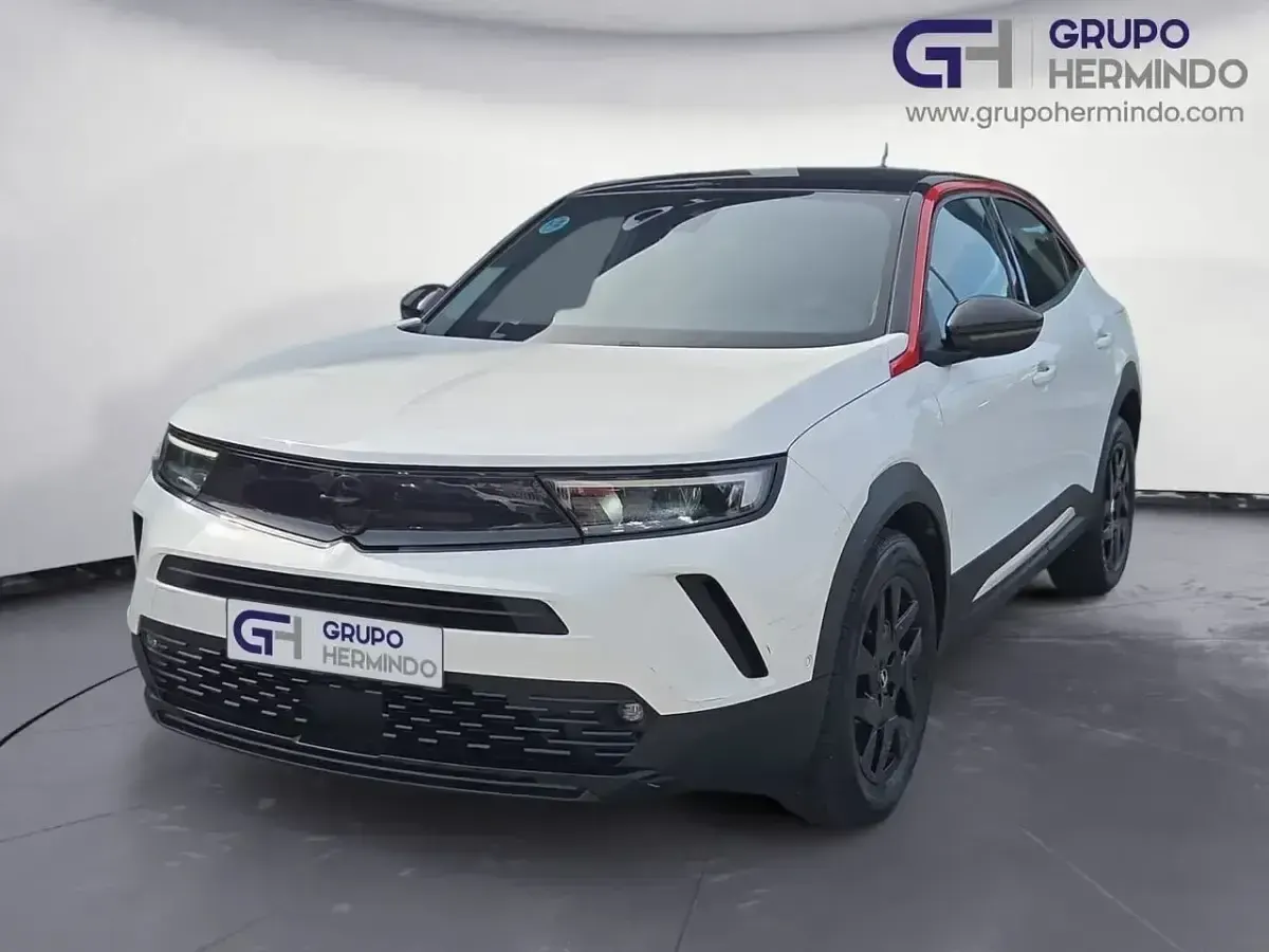 Usado Opel Mokka GS Line 110 CV (80 kW) 2022 Blanco SUV