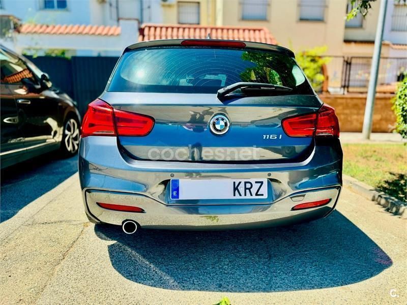 Usado BMW 116 Comfort Edition 109 HP (80 kW) 2018 Cinzento Citadino