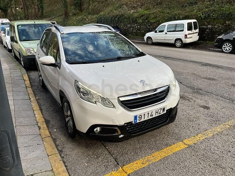 Usado Peugeot 2008 Active 92 CV (67 kW) 2014 Blanco SUV