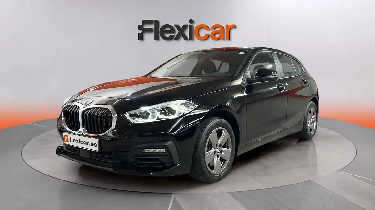 Usado BMW 118 140 CV (102 kW) 2020 Negro Utilitario