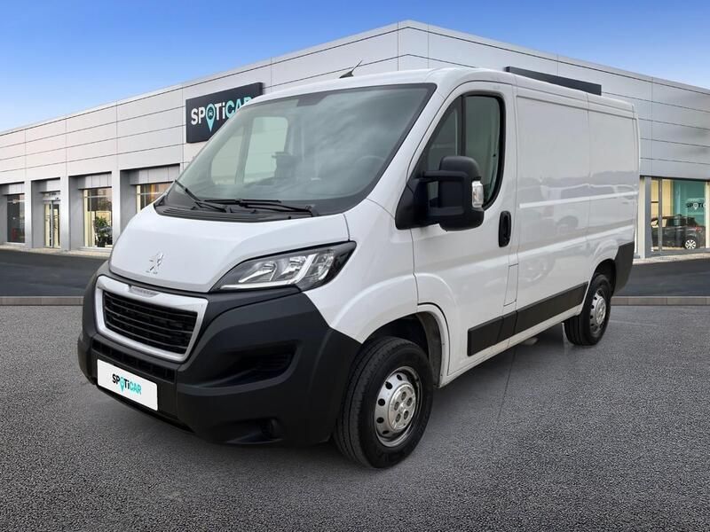 Blanco Usado 2023 Peugeot Boxer S Van | 28.300 € (Un poco caro) - Imagen 1/3