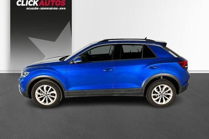 Usado VW T-Roc Life 110 CV (80 kW) 2022 Negro SUV