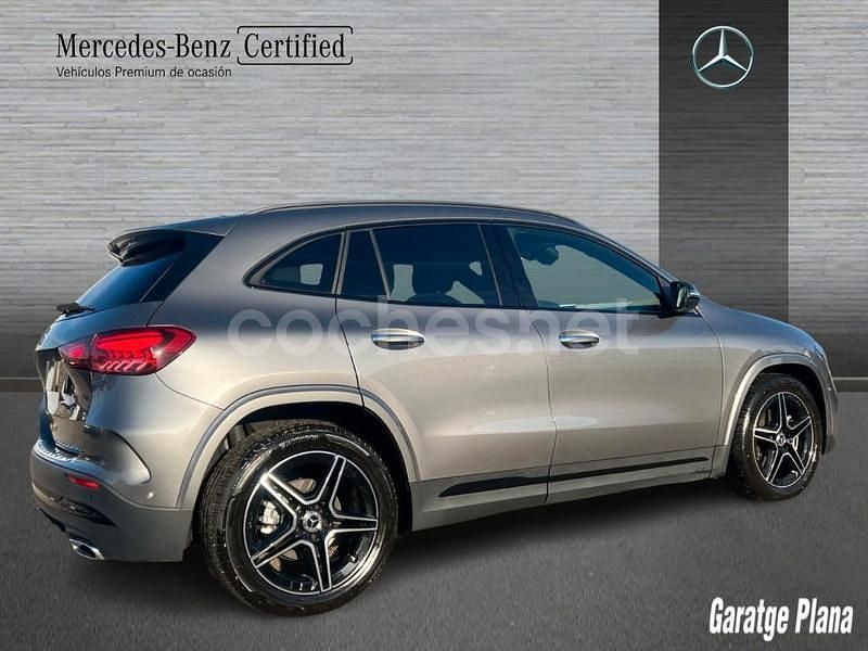 Usado Mercedes GLA200 150 CV (110 kW) 2025 Gris / plata SUV