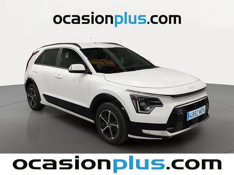 Usado Kia Niro 141 CV (103 kW) 2023 Blanco SUV