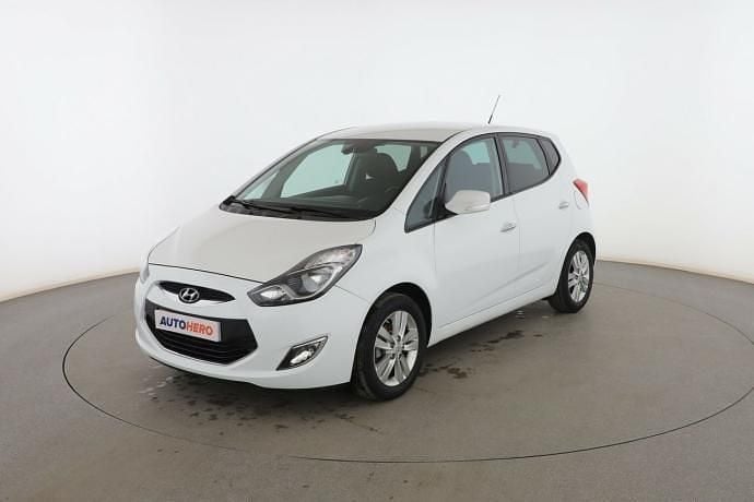 Usado Hyundai ix20 125 CV (91 kW) 2015 Blanco Utilitario