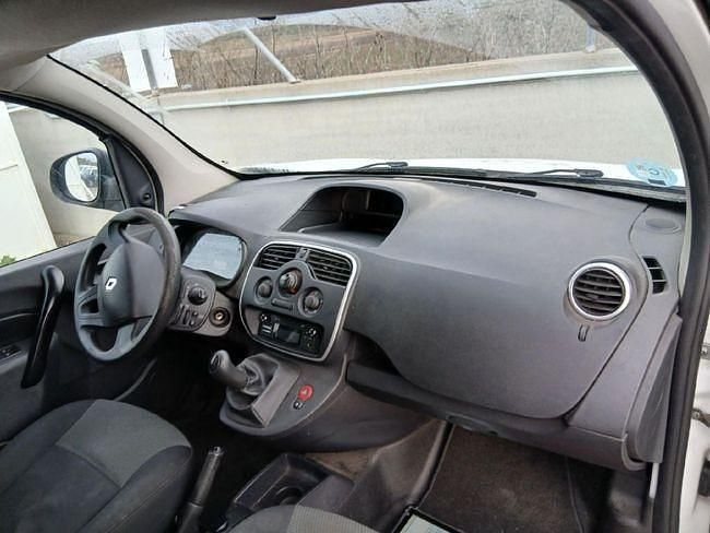 Usado Renault Kangoo 75 CV (55 kW) 2019 Blanco Monovolumen