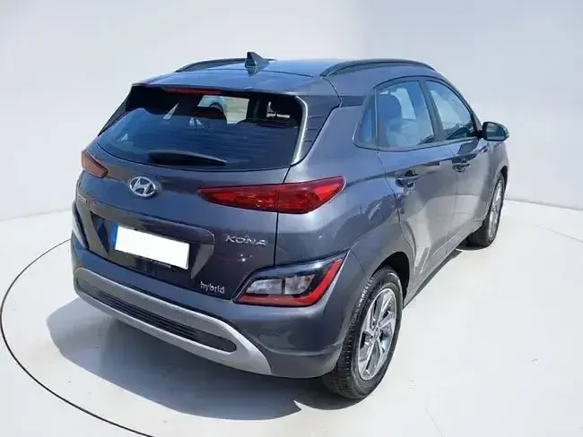 Usado Hyundai Kona 141 CV (103 kW) 2023 Gris SUV