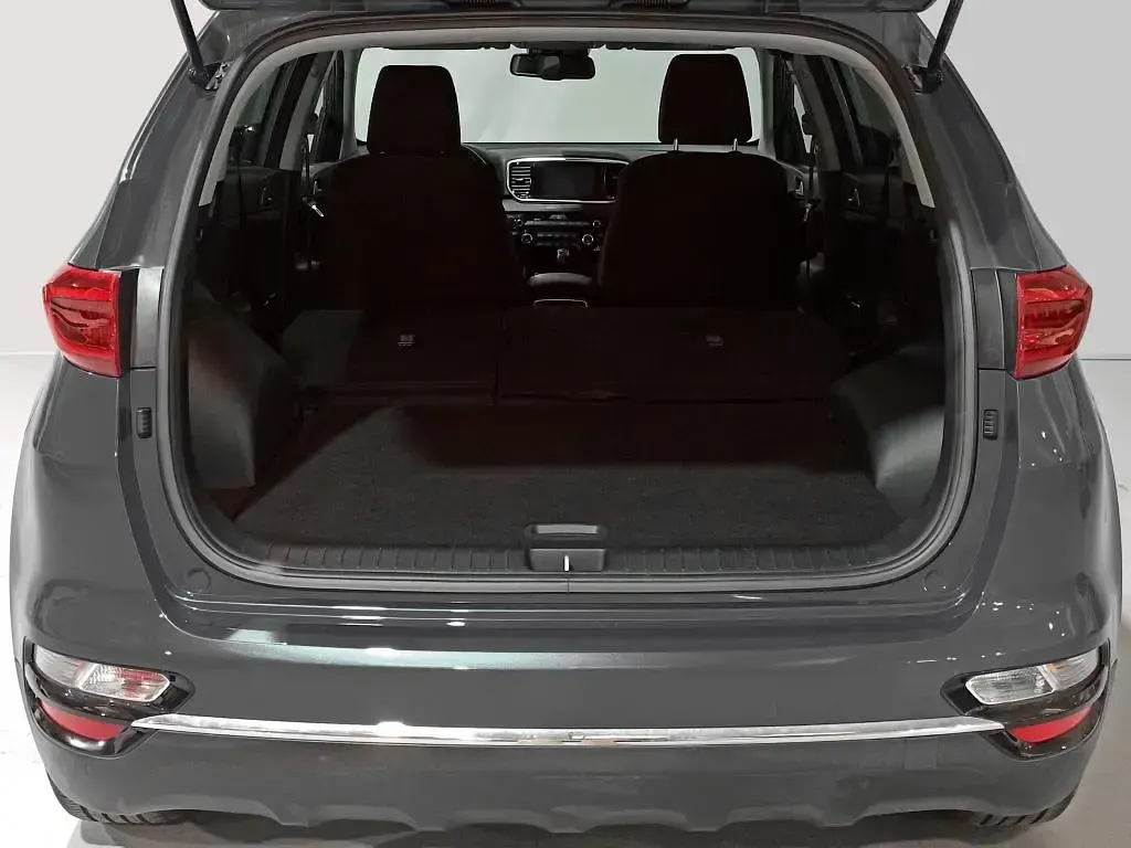 Usado Kia Sportage 136 CV (100 kW) 2020 Dark penta metal (h8g) SUV