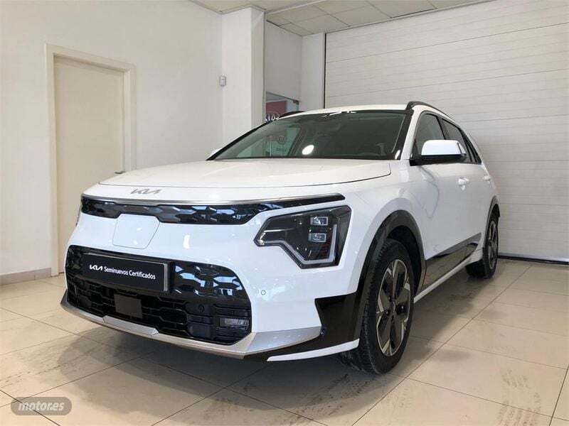 Blanco Usado 2023 Kia e-Niro 2 SUV | 34.690 € (Precio justo) - Imagen 1/4