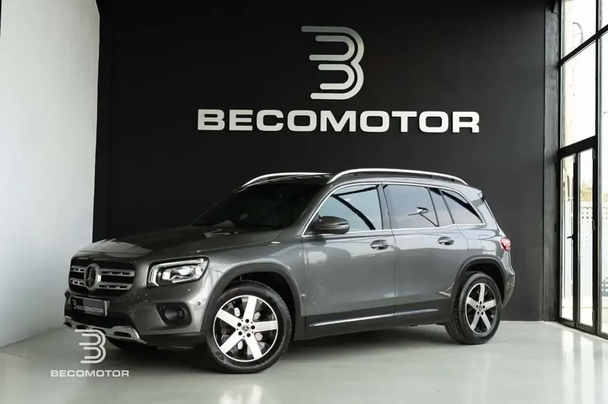 Usado Mercedes GLB200 150 CV (110 kW) 2021 Gris SUV
