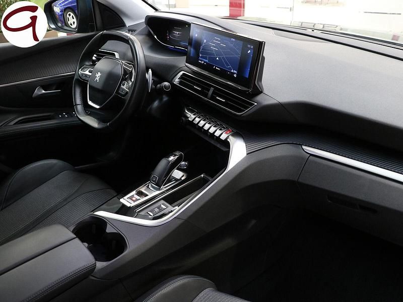 Usado Peugeot 3008 Allure 225 CV (165 kW) 2022 Azul SUV