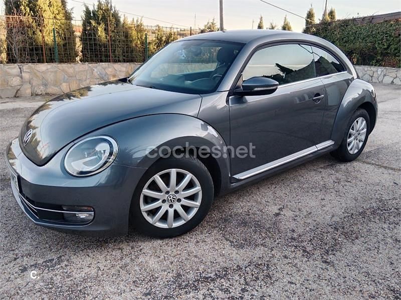Usado VW Beetle Design 105 CV (77 kW) 2013 Gris / plata Utilitario