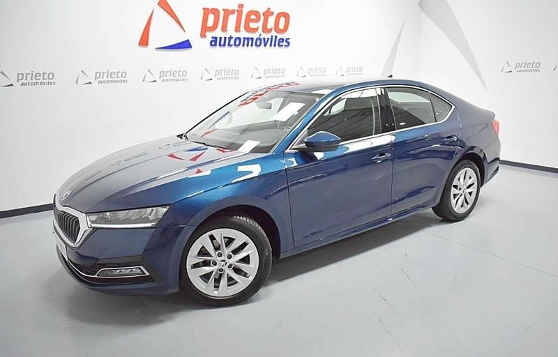 Usado Skoda Octavia Ambition 150 CV (110 kW) 2023 Gris Utilitario