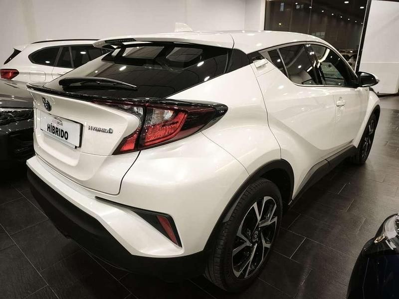 Usado Toyota C-HR Advance 122 CV (89 kW) 2021 Blanco SUV