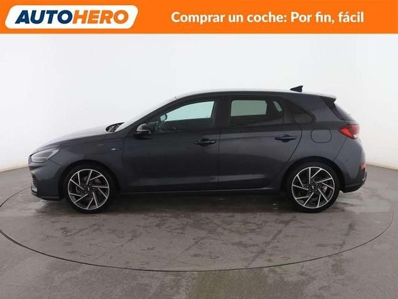 Usado Hyundai i30 N Line 159 CV (116 kW) 2021 Gris Berlina