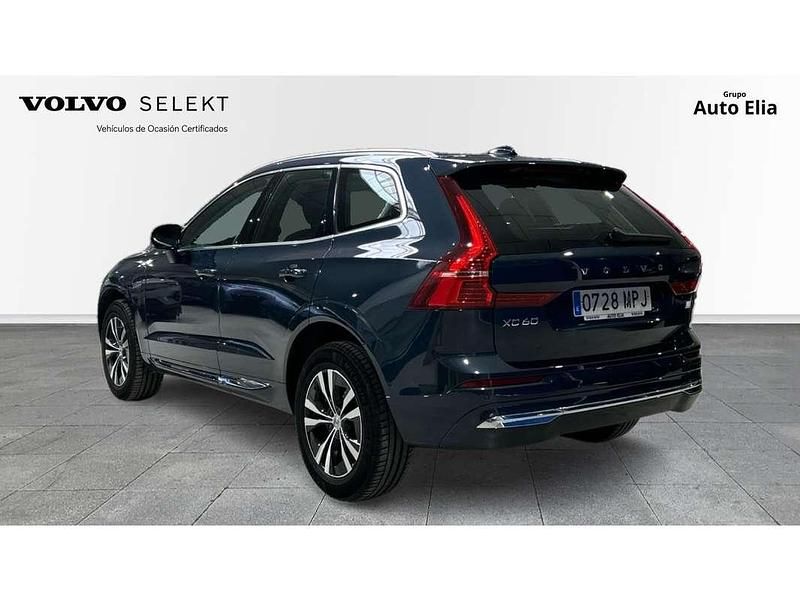 Usado Volvo XC60 Core 351 CV (258 kW) 2024 Azul SUV