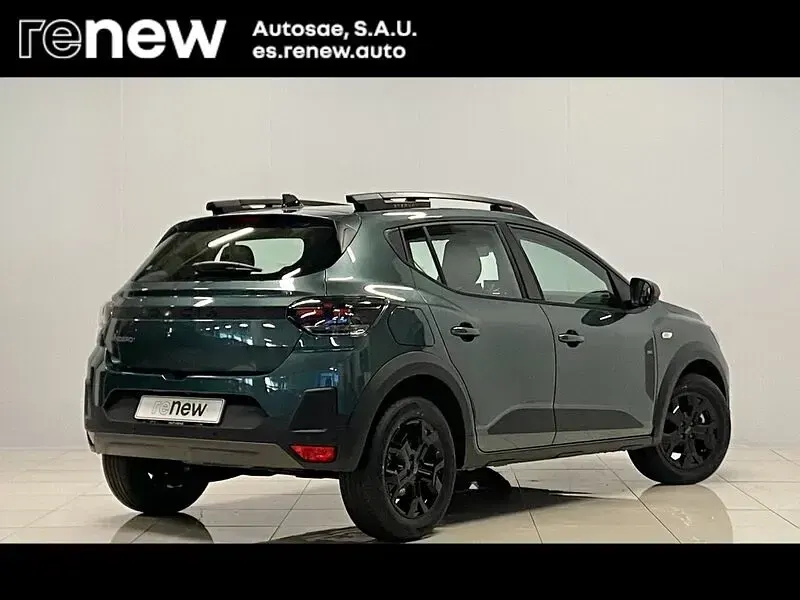 Usado Dacia Sandero Extreme 122 CV (89 kW) 2026 Verde Berlina