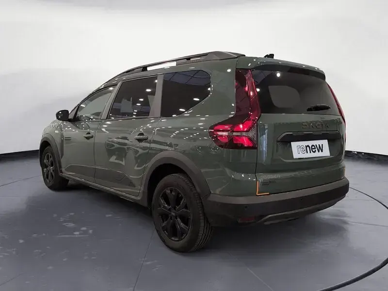 Usado Dacia Jogger Extreme 101 HP (74 kW) 2025 Branco Monovolume