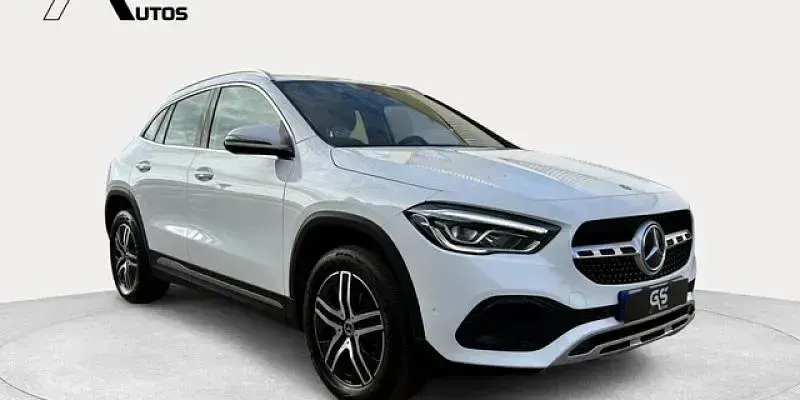 Usado Mercedes GLA200 150 CV (110 kW) 2023 Blanco SUV