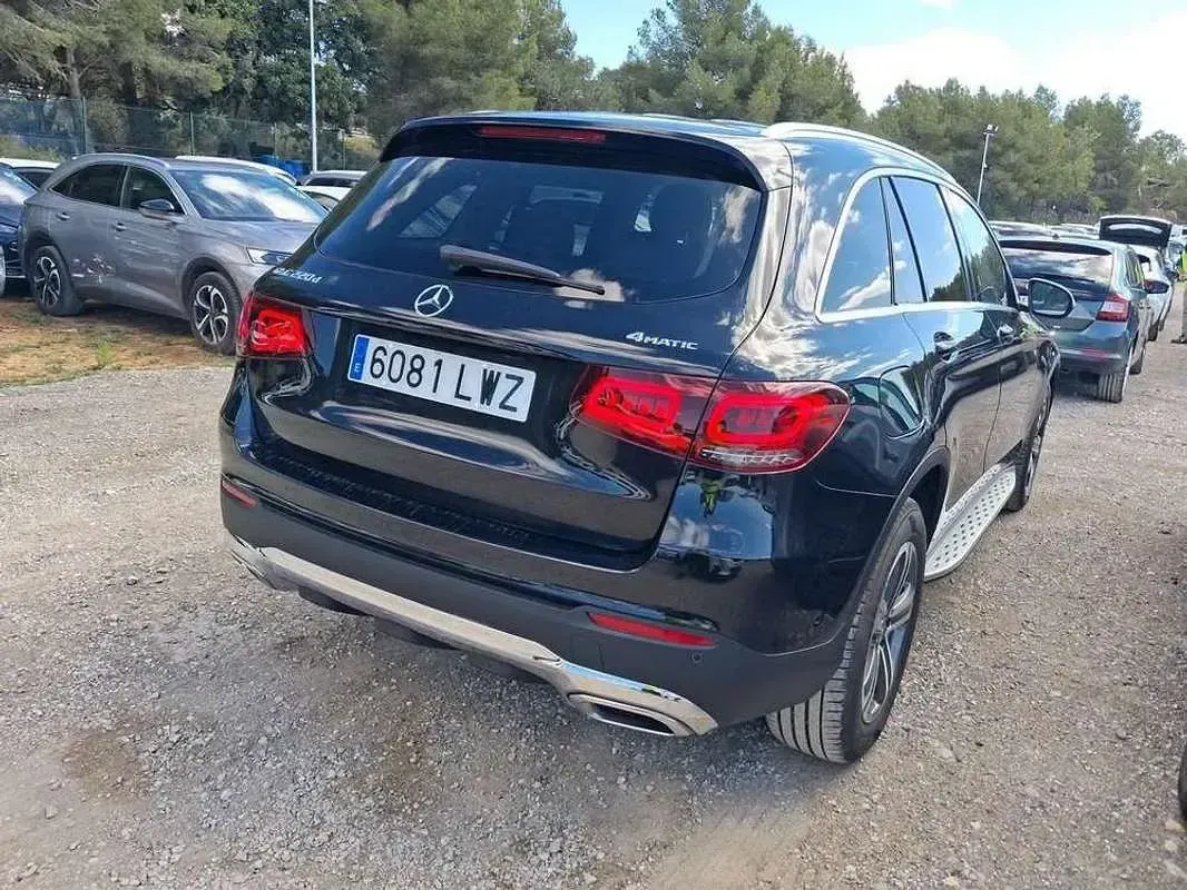 Usado Mercedes GLC220 194 CV (142 kW) 2022 Negro SUV