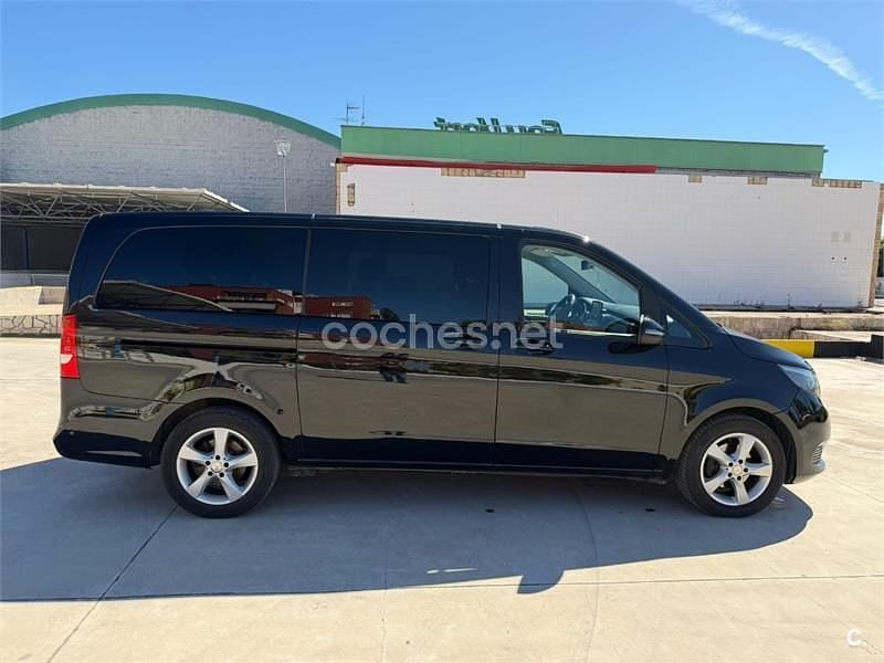 Usado Mercedes V220 Exclusive 163 CV (119 kW) 2017 Negro Monovolumen