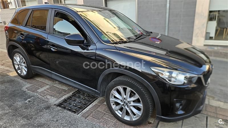 Usado Mazda CX-5 Luxury 175 HP (128 kW) 2014 Preto SUV