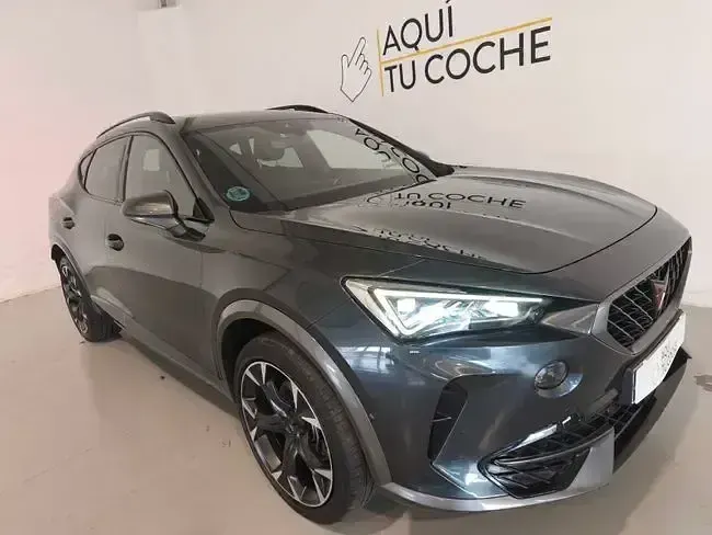 Usado Cupra Formentor 190 CV (139 kW) 2022 Gris / plata SUV
