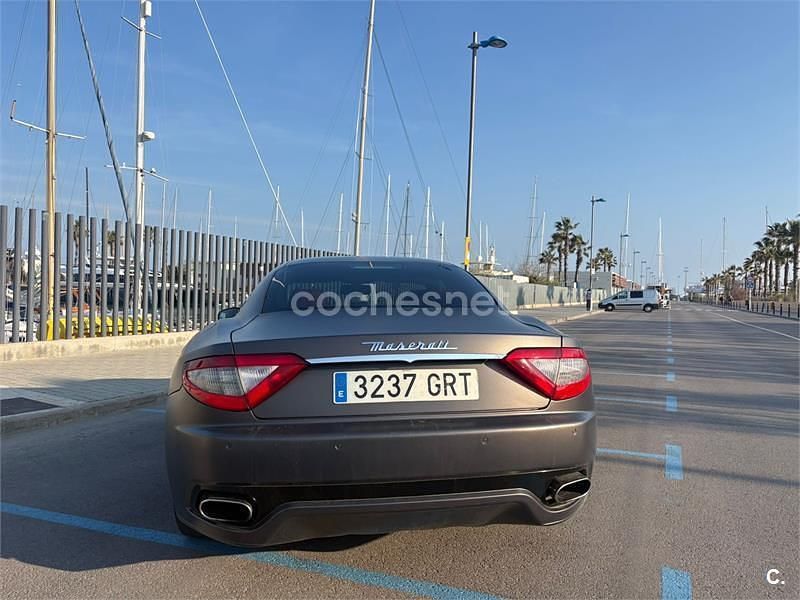 Usado Maserati Granturismo 440 CV (323 kW) 2009 Gris / plata Coupe
