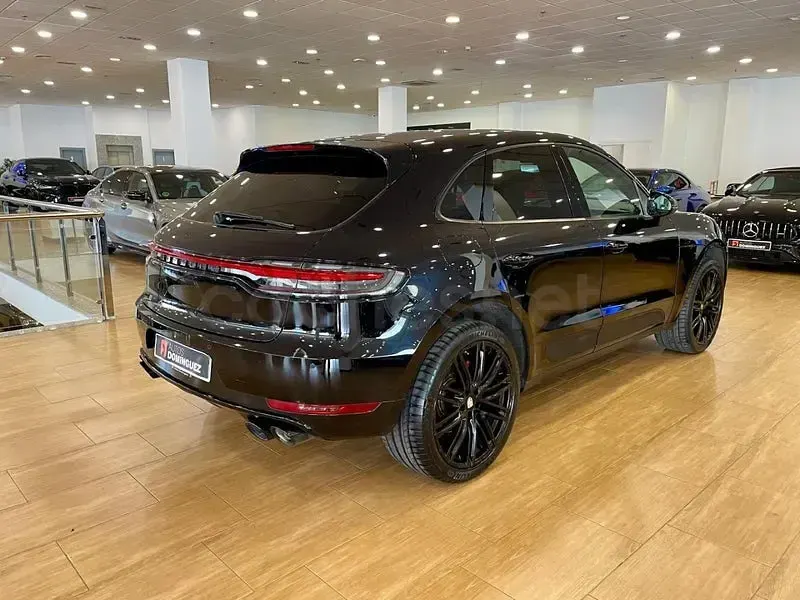 Usado Porsche Macan 245 CV (180 kW) 2019 Negro SUV