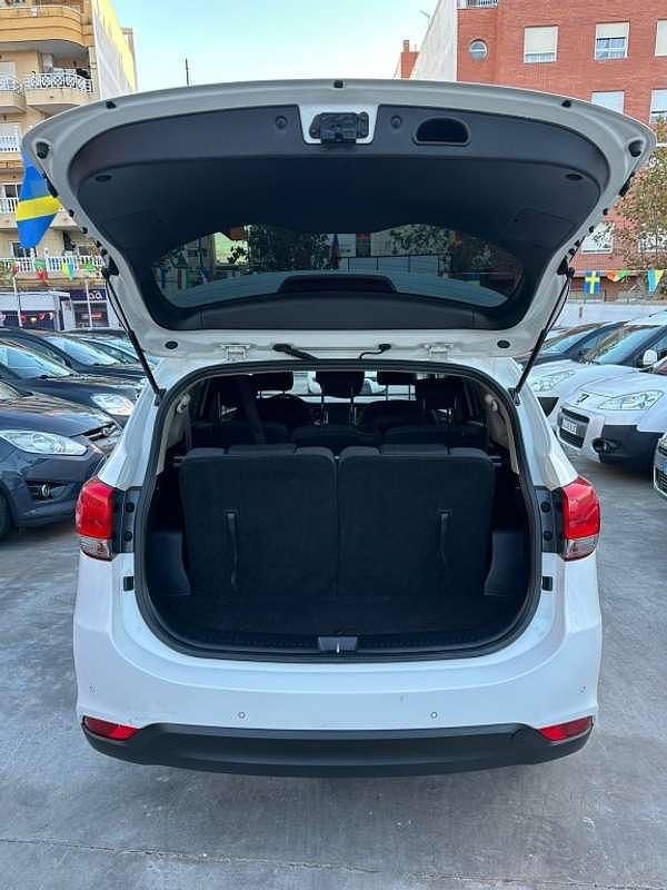 Usado Kia Carens 116 CV (85 kW) 2014 Negro Monovolumen