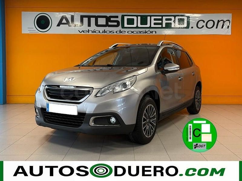 Usado Peugeot 2008 Active 100 CV (73 kW) 2016 Gris / plata SUV