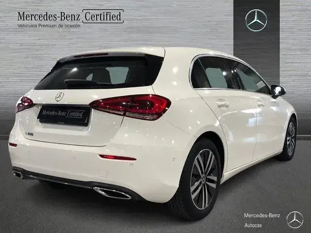 Usado Mercedes A180 Progressive 136 HP (100 kW) 2021 Branco Sedan