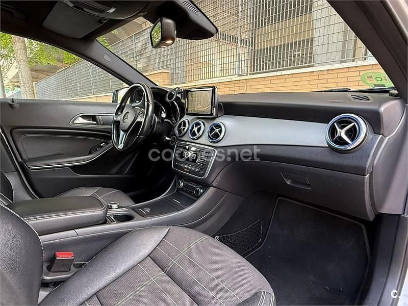 Usado Mercedes GLA220 AMG Edition 1 170 CV (125 kW) 2015 Gris / plata SUV