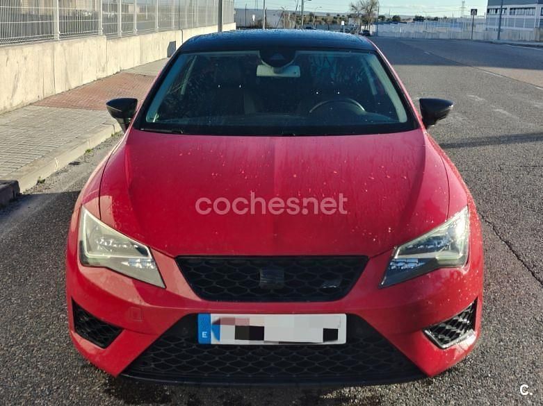 Usado Seat Leon SC FR 184 CV (135 kW) 2015 Rojo Utilitario