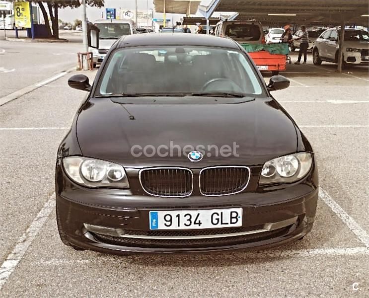 Negro Usado 2009 BMW 123 Utilitario | 8995 € - Imagen 1/4