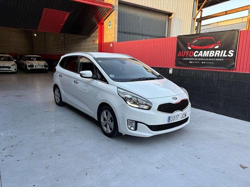 Blanco Usado 2015 Kia Carens Monovolumen | 6990 € (Precio justo) - Imagen 1/4
