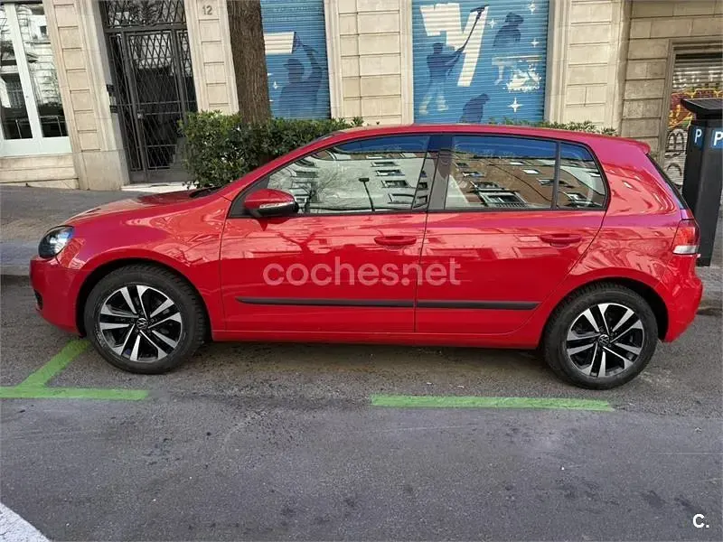 Usado VW Golf VI Advance 122 CV (89 kW) 2009 Rojo Utilitario